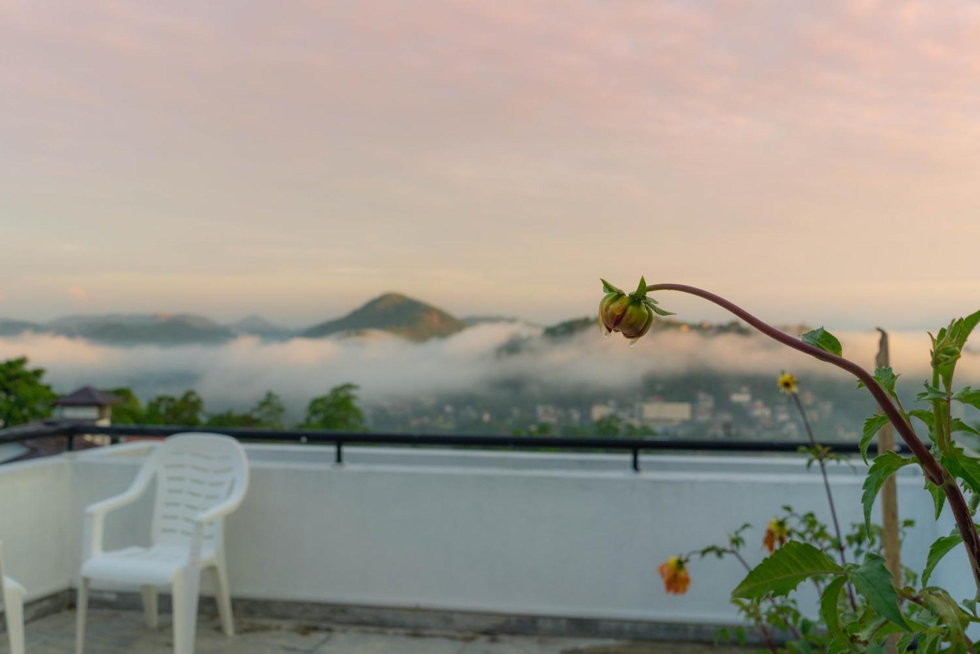 Amandara Hills Kandy Exterior foto