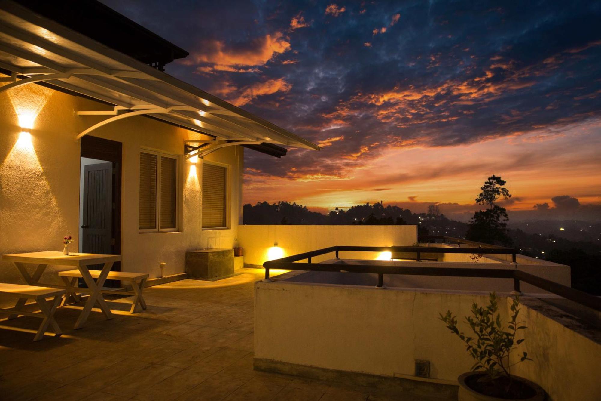 Amandara Hills Kandy Exterior foto